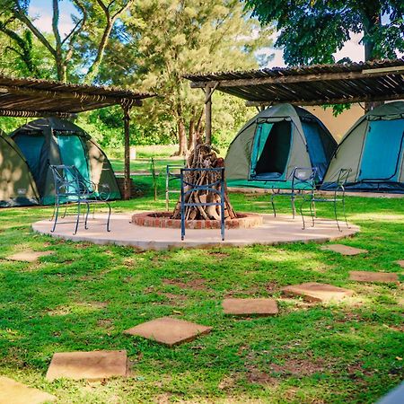 Great Zimbabwe Hotel Nyanda Exterior foto