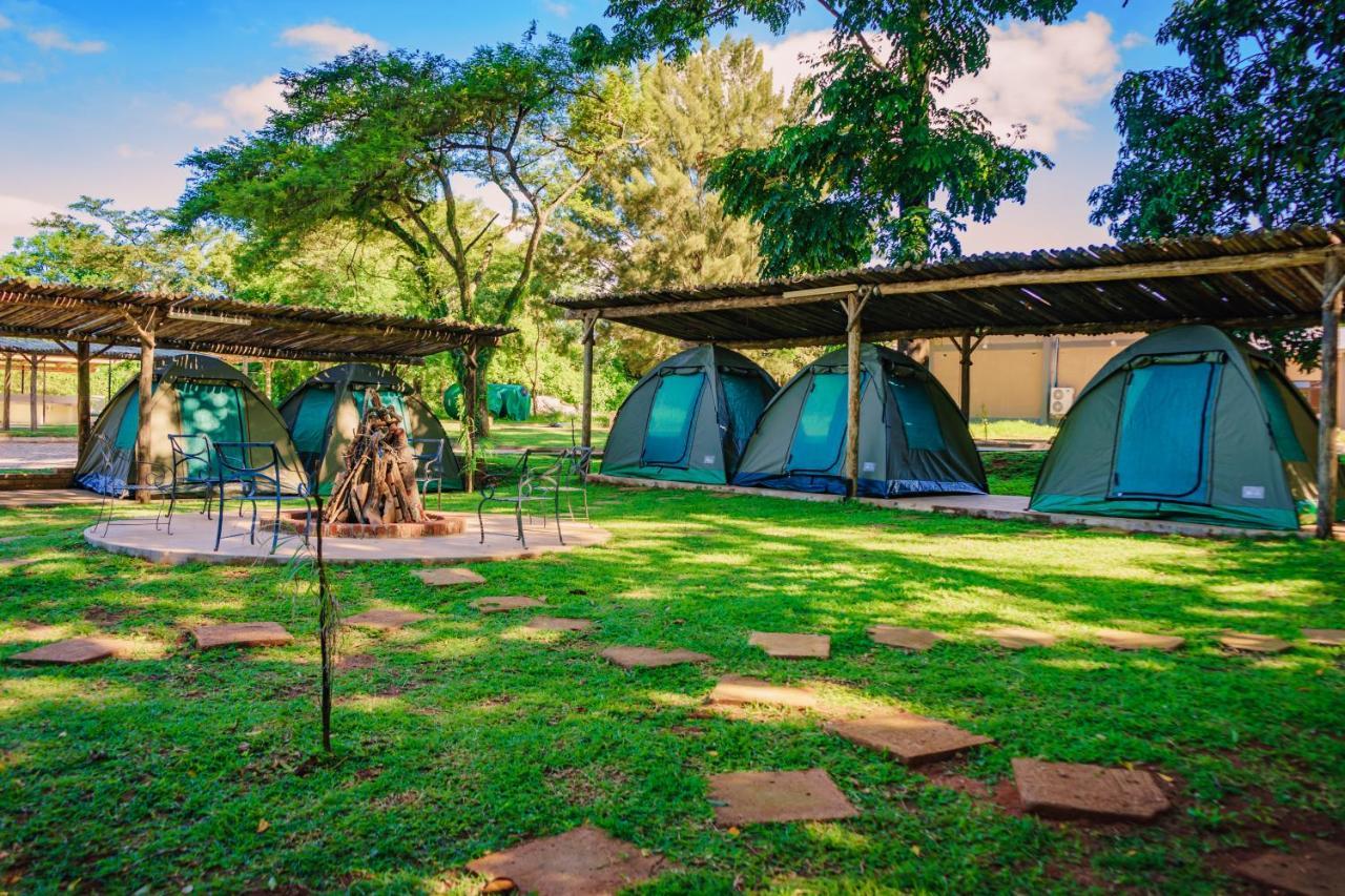Great Zimbabwe Hotel Nyanda Exterior foto